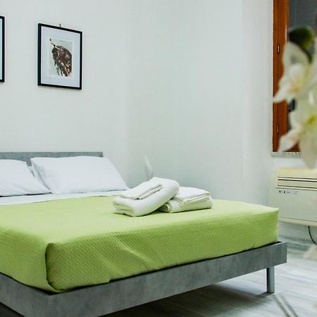 Casa Angelina - Appartamento Zona Sangiovanni Roma Eksteriør bilde
